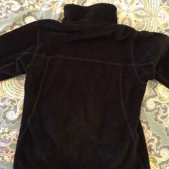 Black Patagonia synchilla snap pulllover, small - Picture 3 of 4